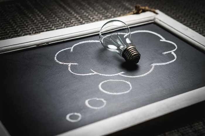 From Innovation to Impact: The Role of IoT in Smart Building Applications